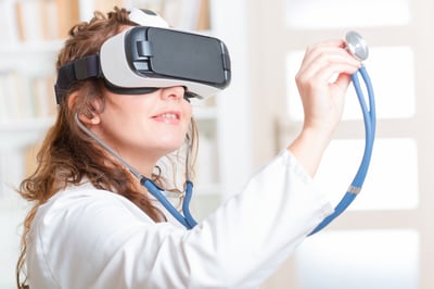 ¿Cómo ayuda la realidad virtual en el tratamiento del cáncer?